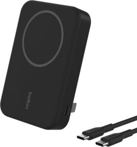Belkin BoostCharge 10K charger black — 15W Qi2 MagSafe wireless power bank with pop-up kickstand